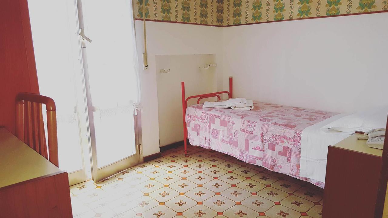 Hotel Moroni Rimini Eksteriør bilde