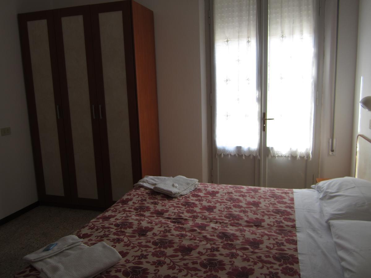 Hotel Moroni Rimini Eksteriør bilde